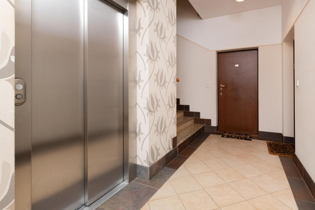 Apartamento Neptun Park Spacious 3-bedroom By Renters