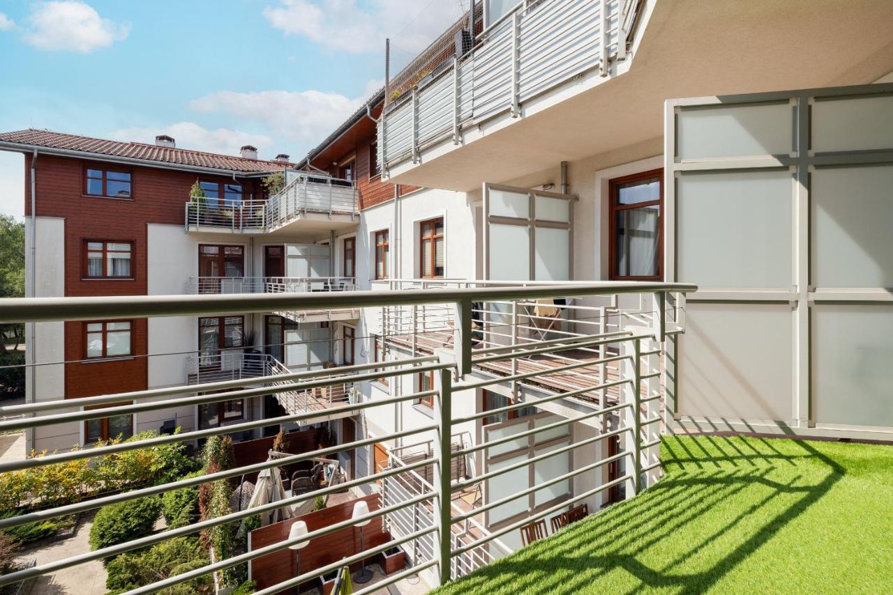 Neptun Park Spacious 3-bedroom By Renters Apartamento Gdansk