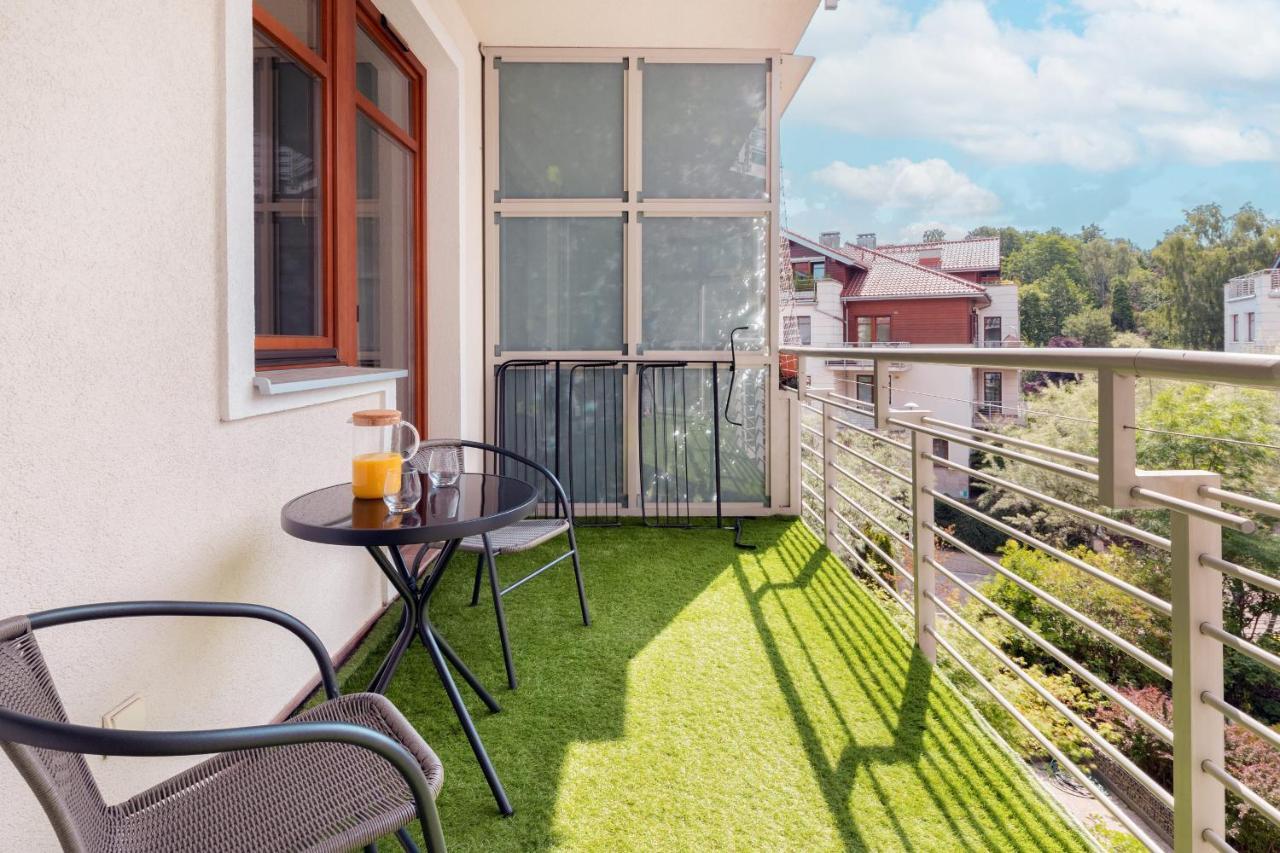 Neptun Park Spacious 3-bedroom By Renters Apartamento Gdansk